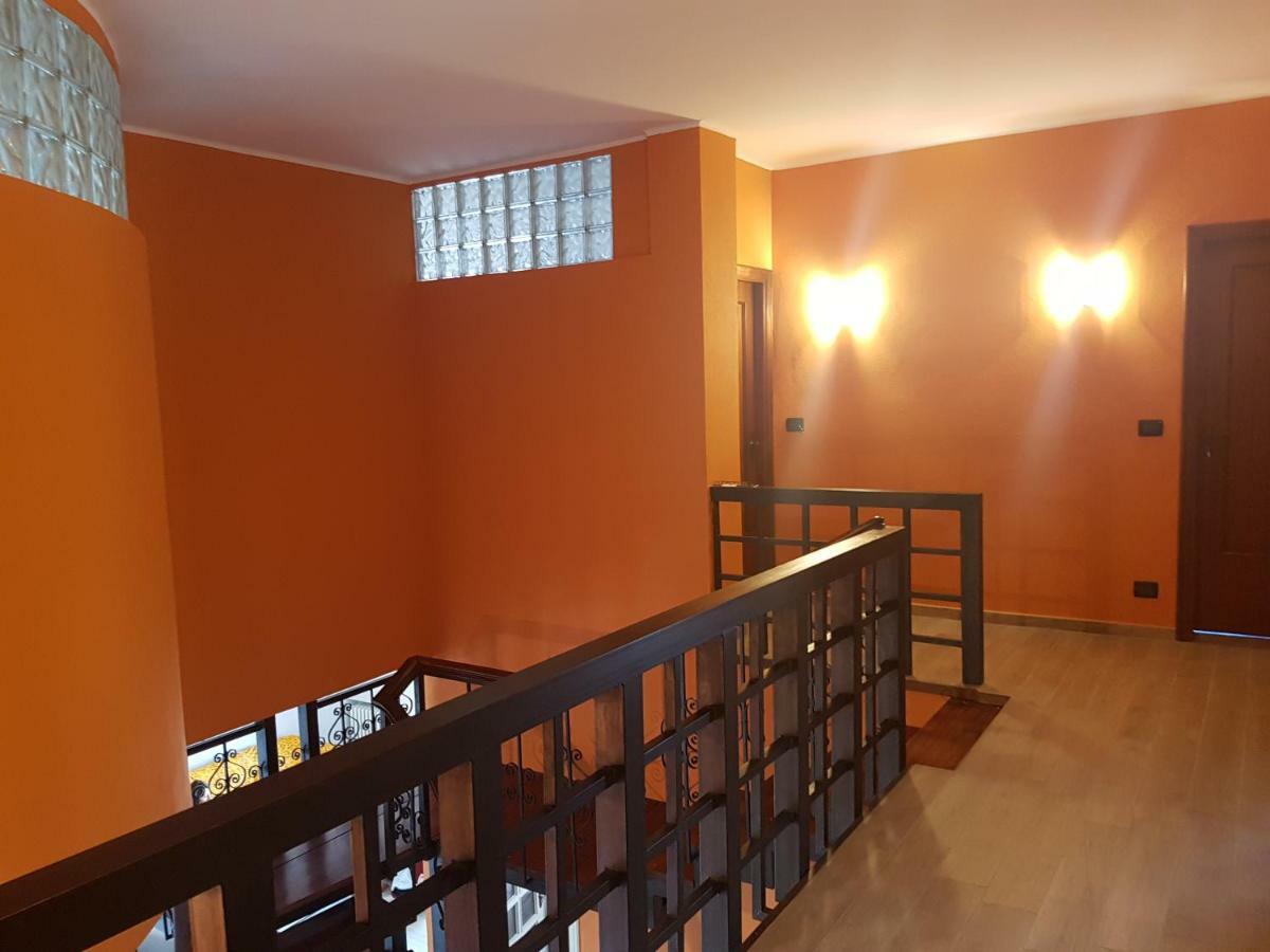 Appartamento Panoramico Nizza Monferrato Exteriör bild